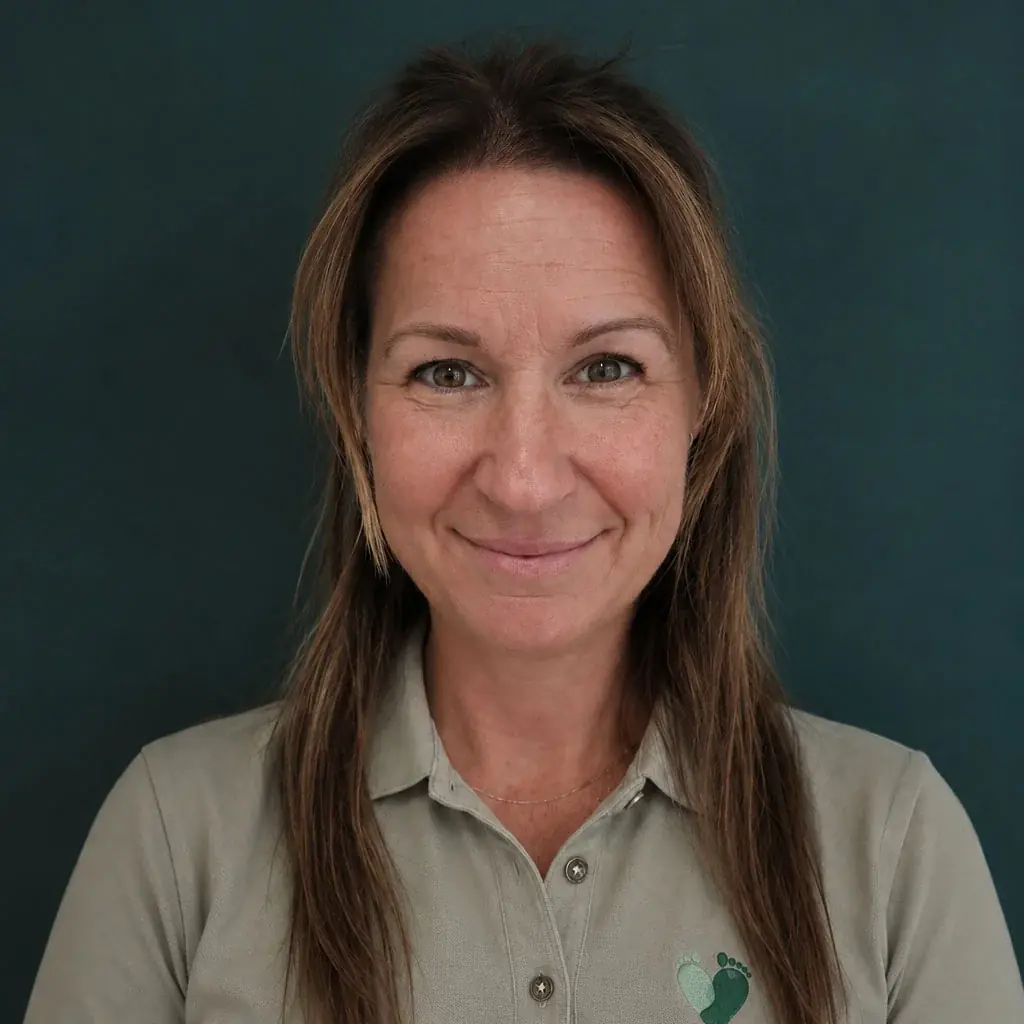 Portrait of Zoe Aspinall, Specialist Women’s Health Physiotherapist